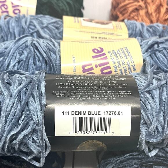 Lion Brand Chenille Yarn Lot of 22 New Skiens Variety of Colors - Picture 4 of 11